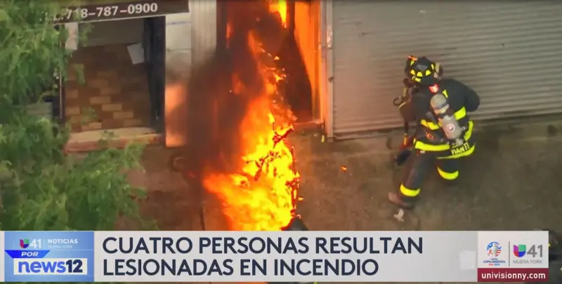 Story image: Univision 41 News Brief: Cuatro personas resultan lesionadas en incendio