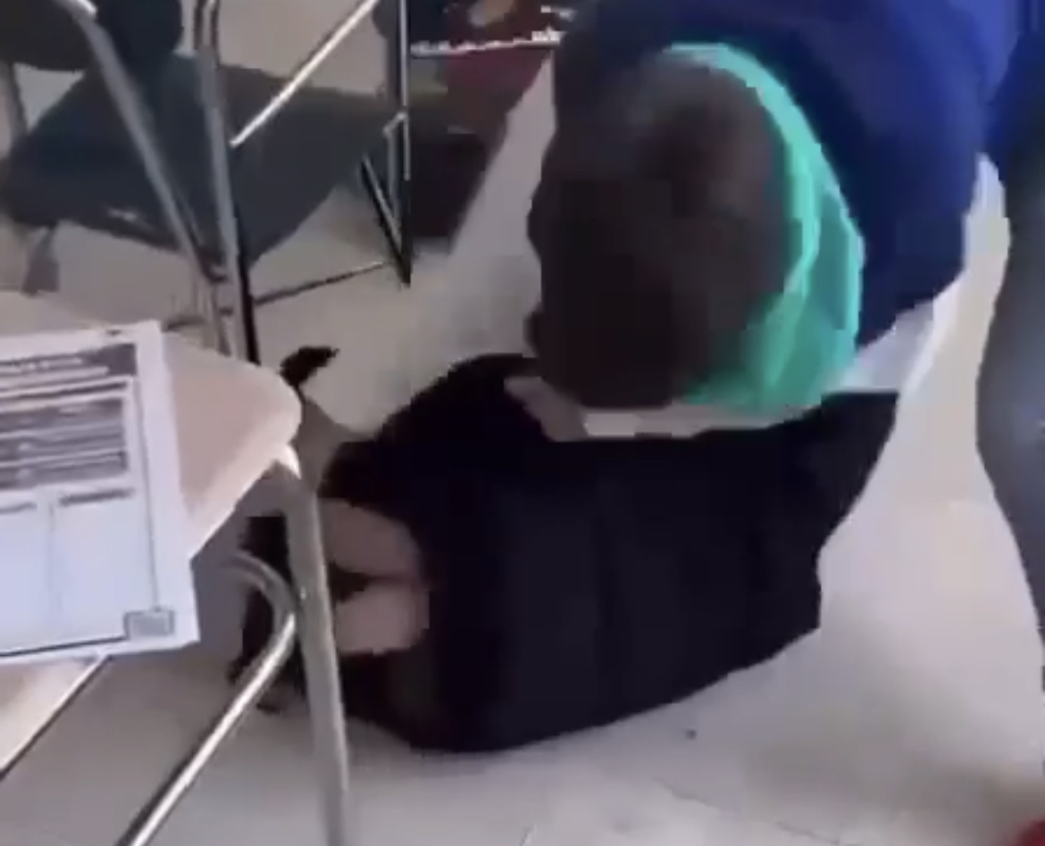 WCHVNewburghSchoolFightCaughtOnVideo001.jpeg