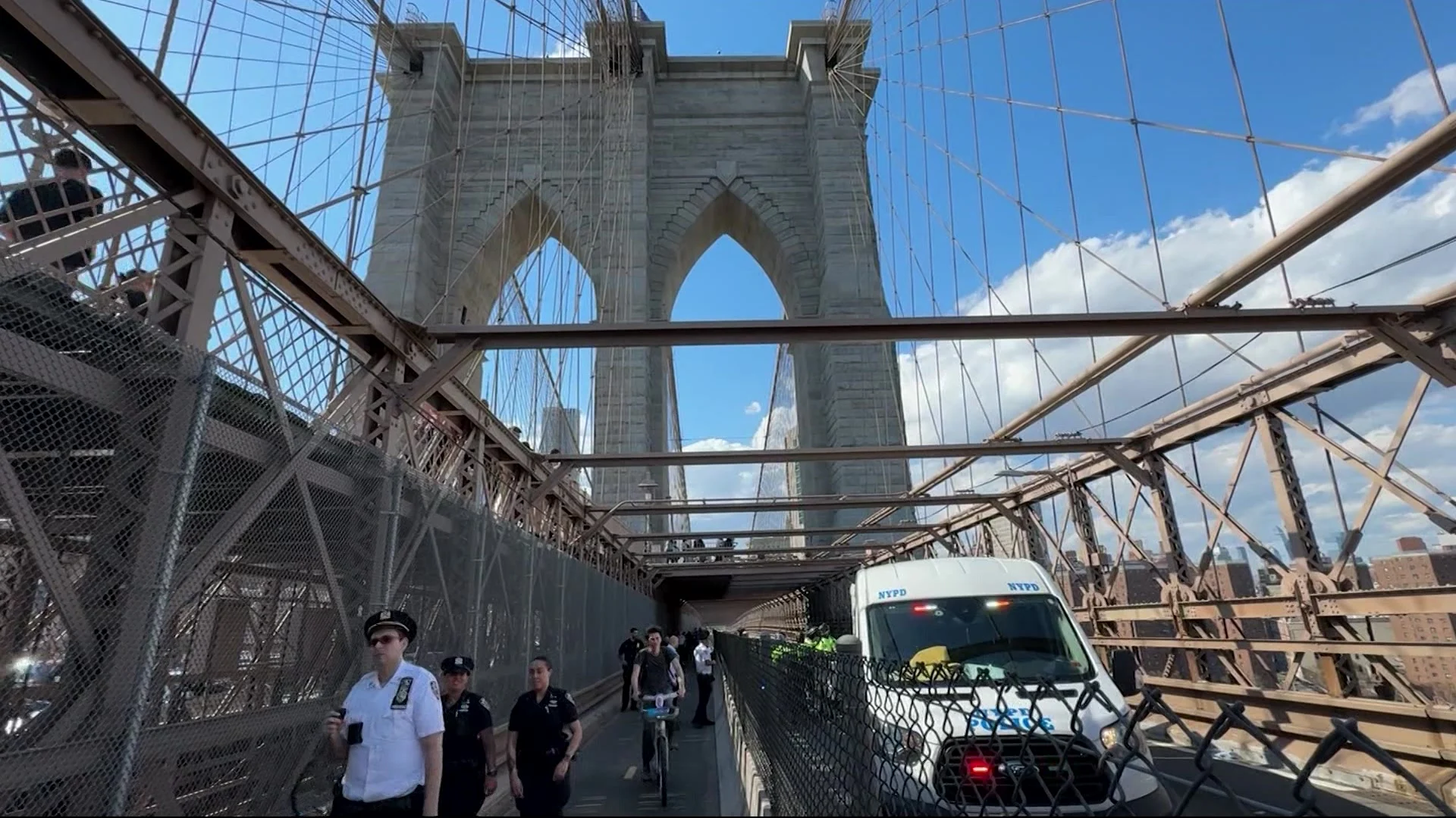 NYPD: Protesters along Brooklyn Bridge arrested for blocking traffic 