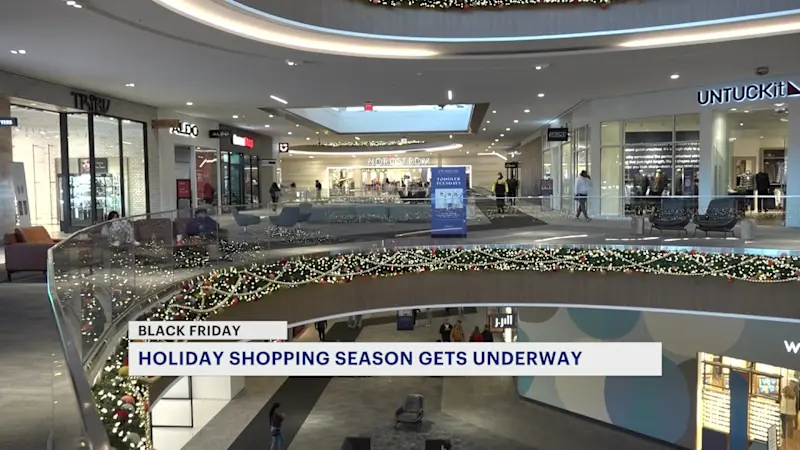 Story image: Shoppers fill SoNo Collection for Black Friday shopping deals