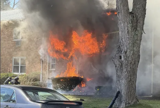 LIDeerParkAptFireViewerPhoto002.png
