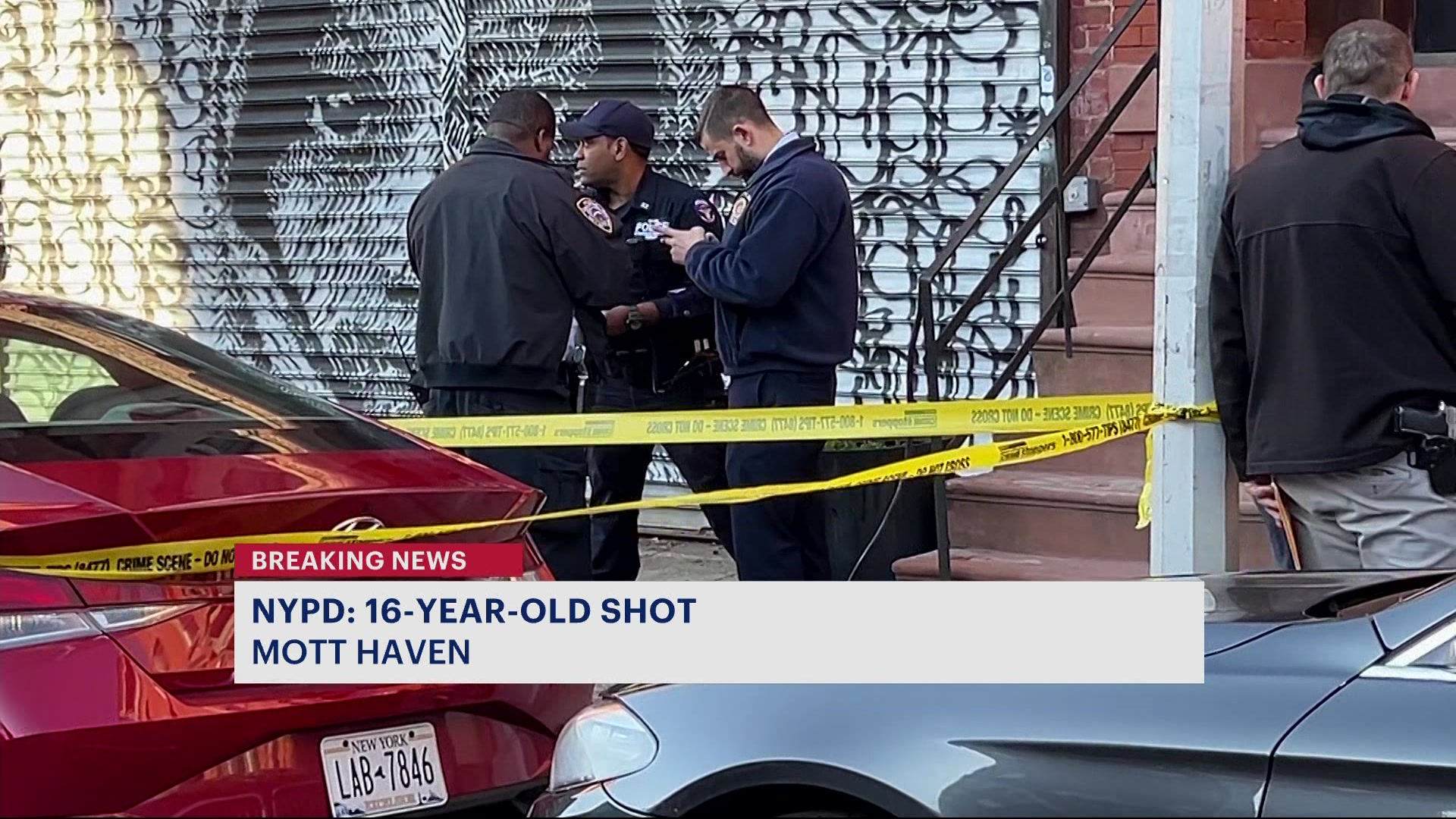 News 12 | Bronx | Nypd 16 Year Old Shot In The Bronx