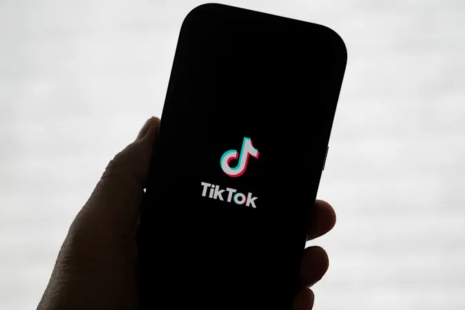 Story image: Trump issues an executive order to suspend the US TikTok ban. But can it stick?