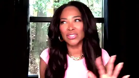 1203BeWellKenyaMoore_2024-12-03-11-36-05
