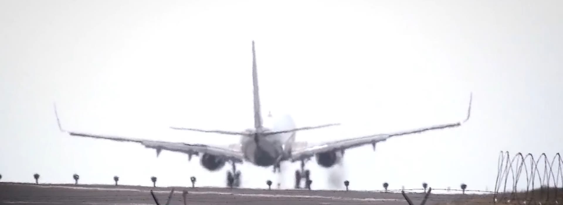 Hear from passengers of last flight from South Africa into Newark