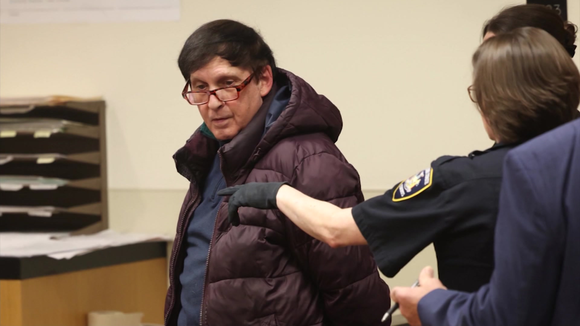 Former Bay Shore teacher charged with sexually abusing students due in ...