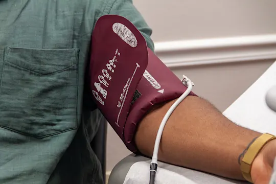 Blood pressure cuff
