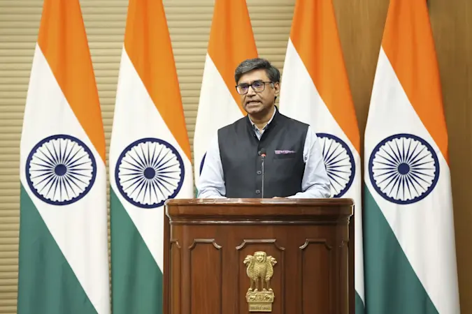 Story image: India and Pakistan agree to a ceasefire in US-mediated talks