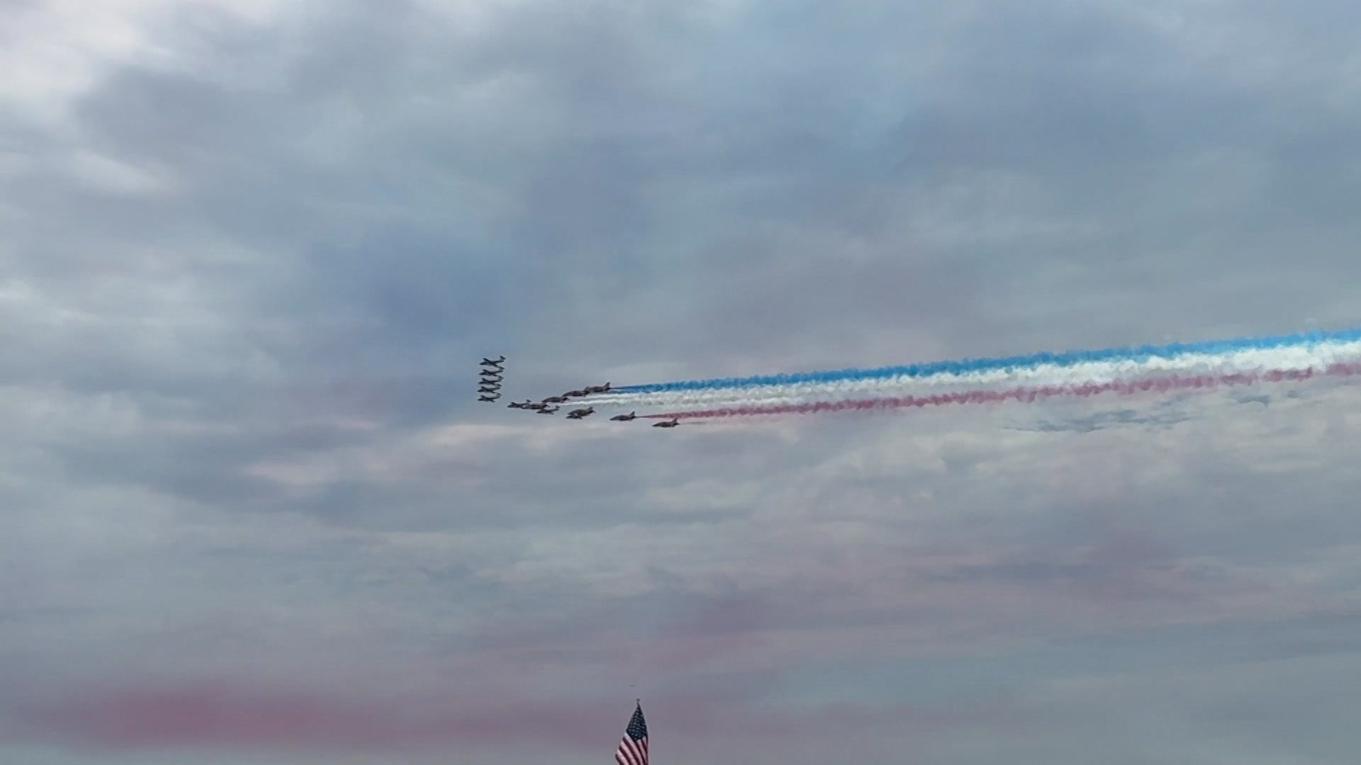 li5pmboljonesbeachairshow_2026-07-05-17-13-47