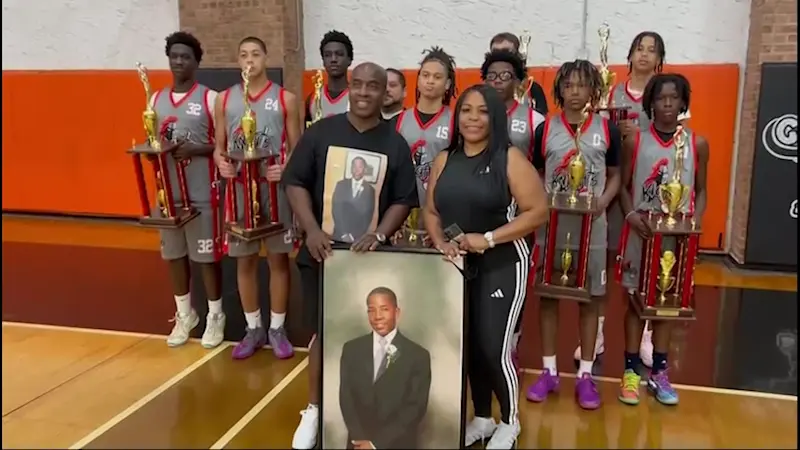Story image: Mott Haven community gathers for annual memorial basketball game honoring teen fatally shot in 2008