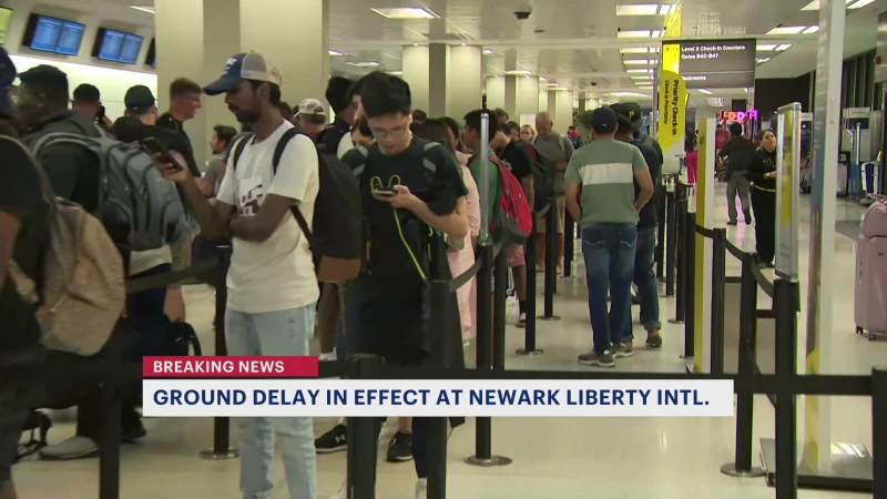 Story image: FAA: Ground delay underway after equipment outage at Newark 