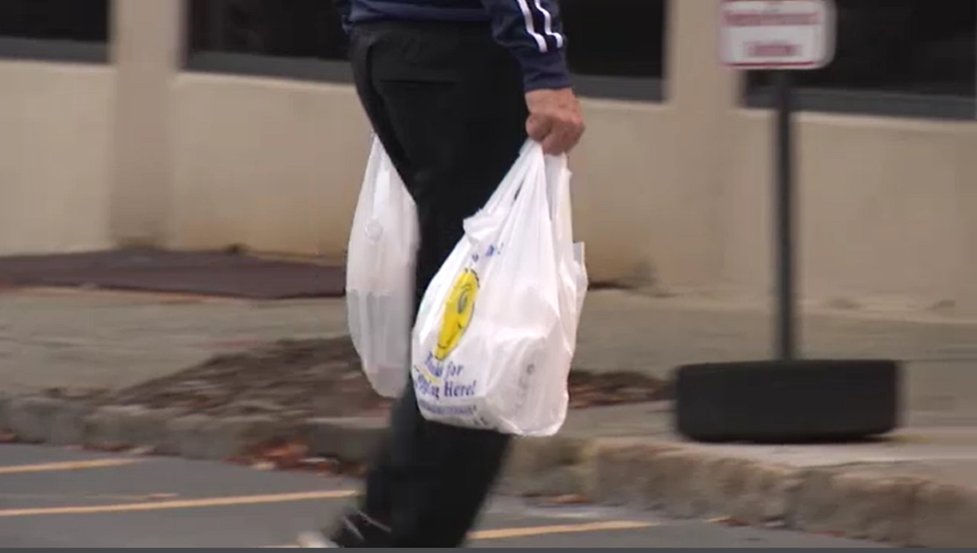 Bloomfield Has New Rule On Plastic Bags; Some Residents Confused