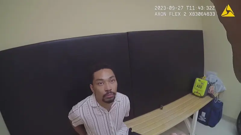 Story image: Watch: Video shows Las Vegas police detain Midtown Manhattan killer in 2023