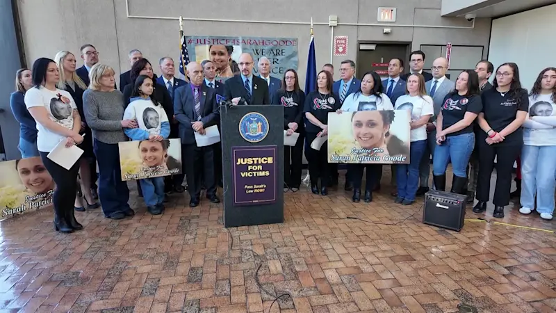 Story image: Victim's family pushes for 'Sarah's Law' after killer's conviction vacated upon death