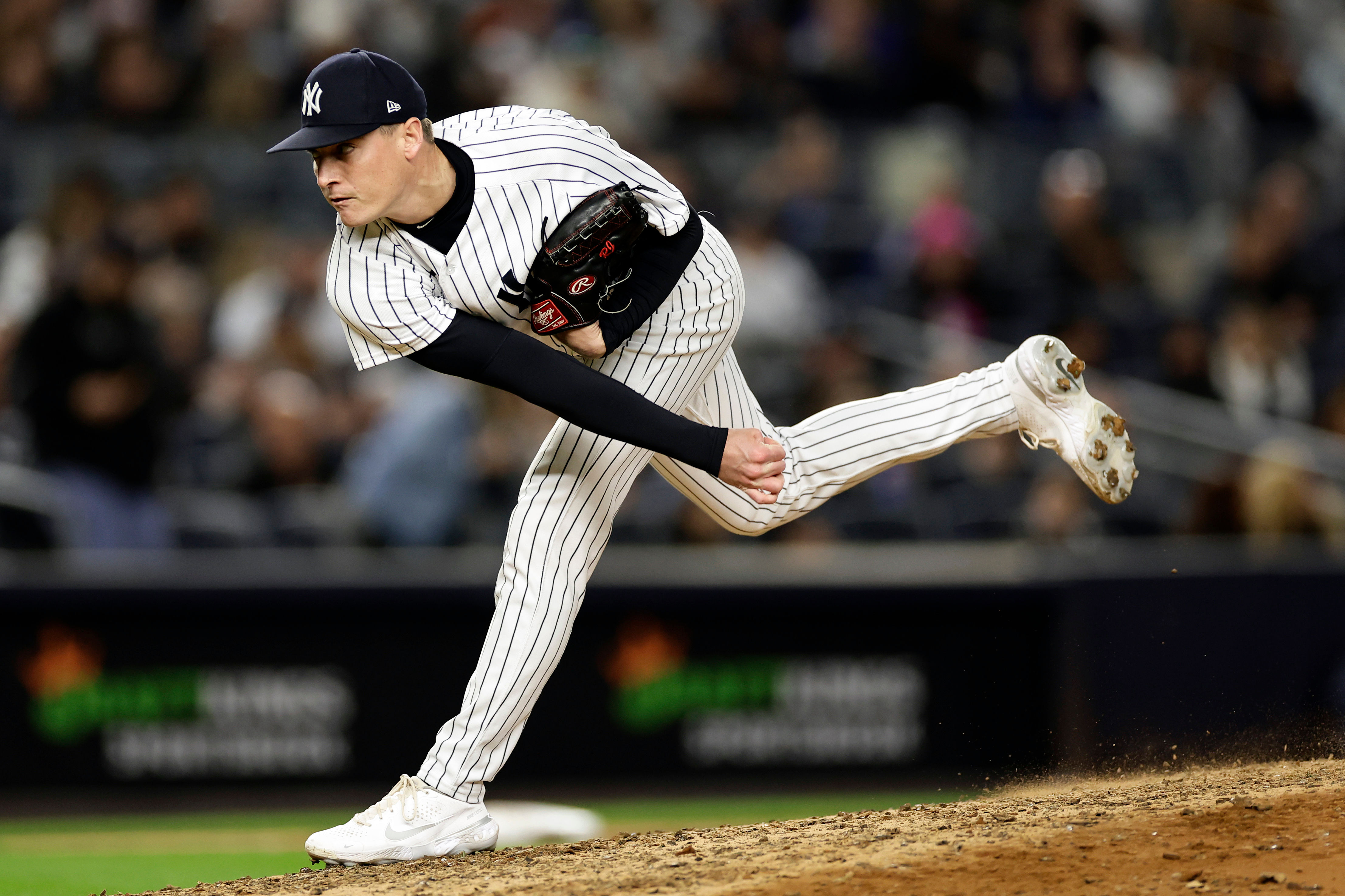 Have mix-and-matching Yankees found another closer among their relievers? 