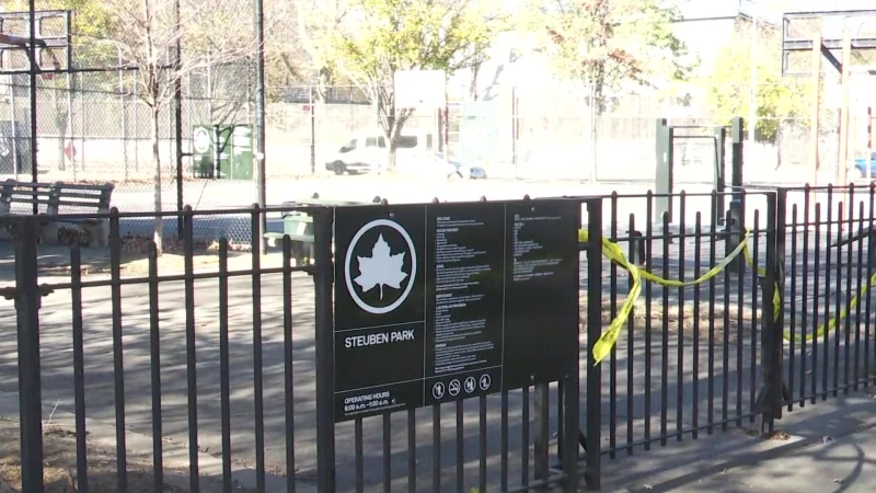 Story image: NYPD: 21-year-old man fatally stabbed in Clinton Hill; suspect sought