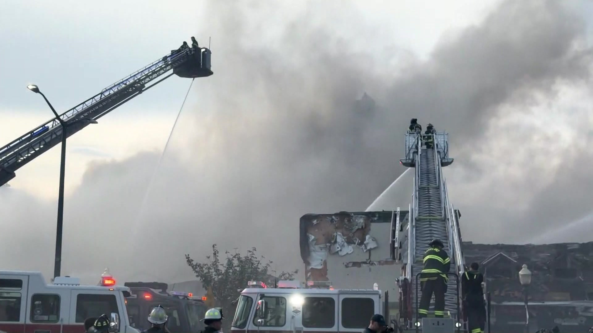 LI10PMCentralIslipFireKK_2026-06-12-22-35-57