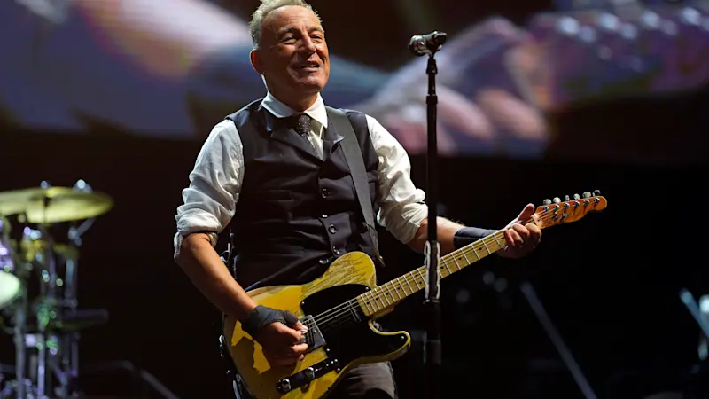 Story image: Bruce Springsteen and E Street Band to launch 'Land of Hope and Dreams' US tour next month