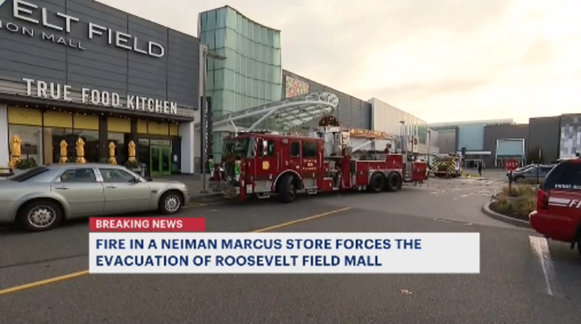 Neiman Marcus opens at Roosevelt Field mall