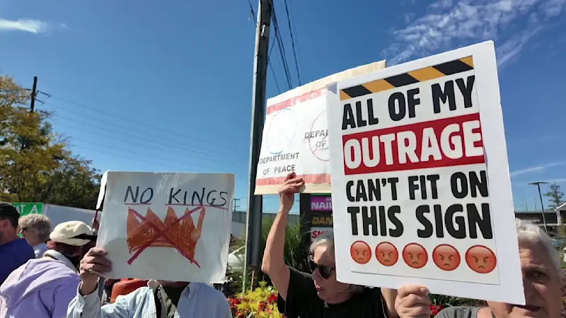 Story image: President Trump’s Long Island visit draws protesters