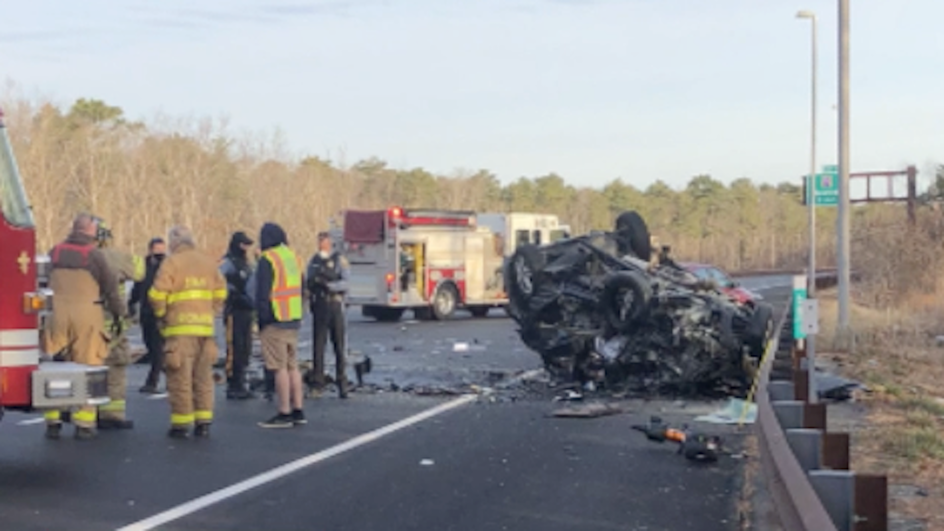 State police 2 dead in car crash on the Garden State near Barnegat