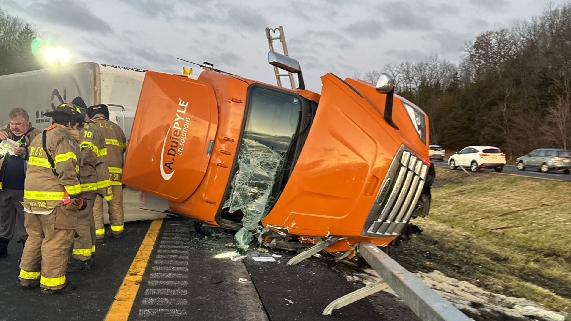 2 Injured In Tractor rollover Crash On I 84 2-injured-in-tractor-rollover-crash-on-i-84