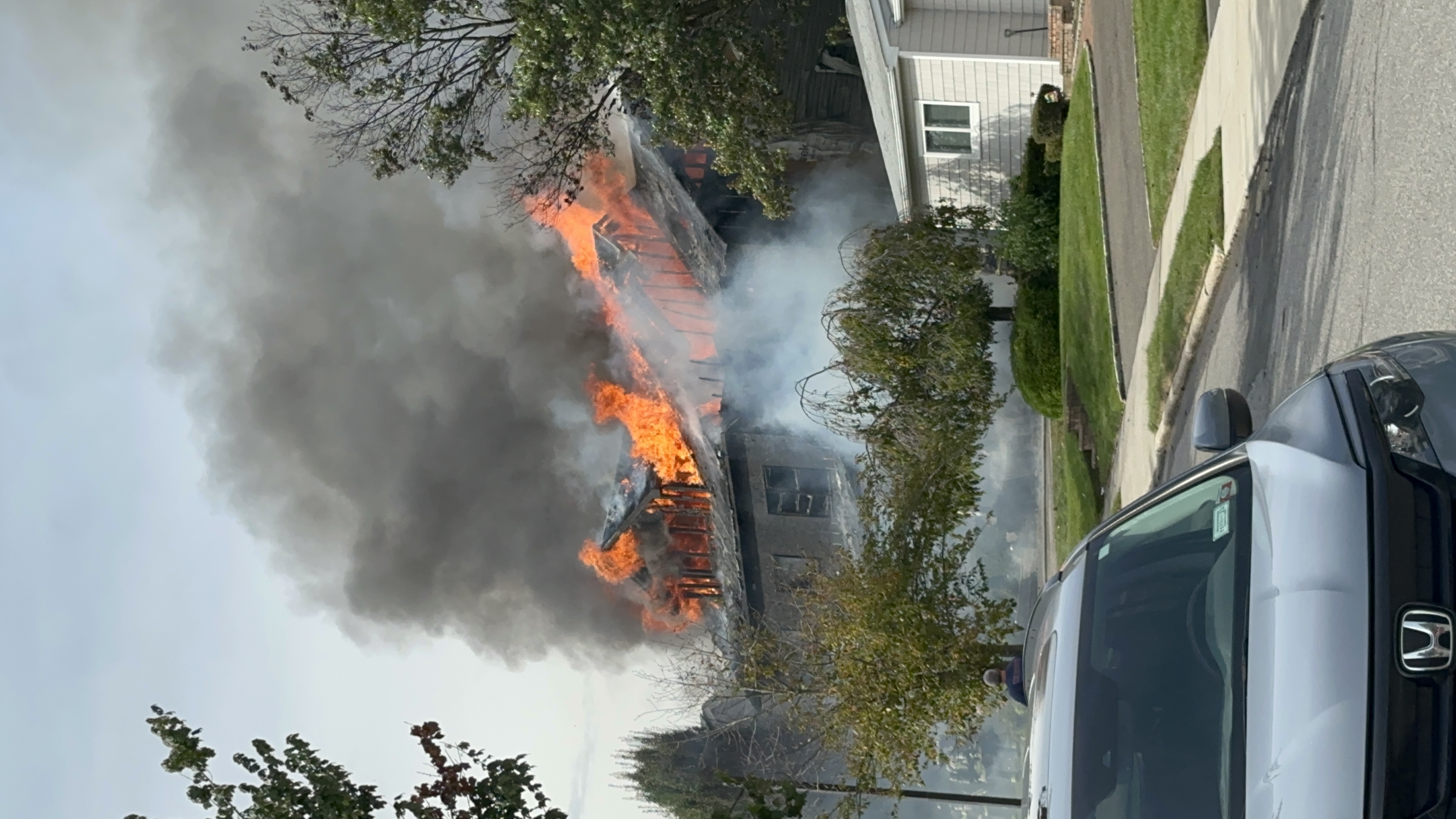 LIPlainviewHouseFire091720238145.jpeg