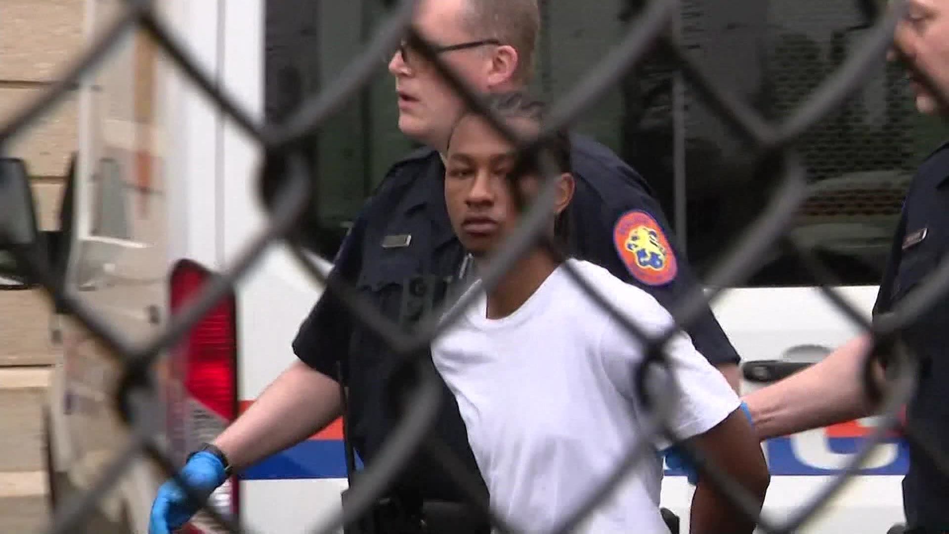 LI12PMBIKEARREST_2026-04-19-12-03-55