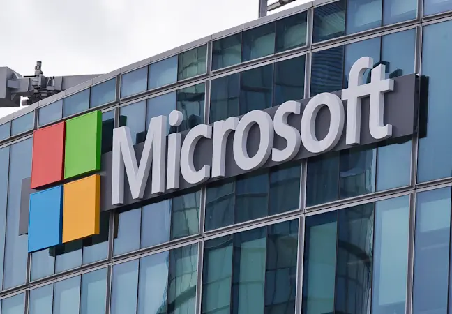 Story image: Thousands of Microsoft 365 users report outage issues