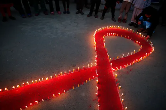 11-28 HIV AWARENESS