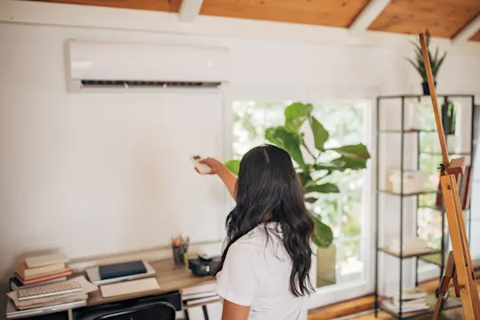 For the Greener Good: How to save energy during summer months