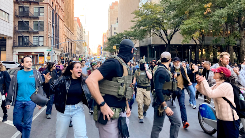 Story image: Immigration agents conducting sweep on NYC’s famed Canal Street confronted by protesters