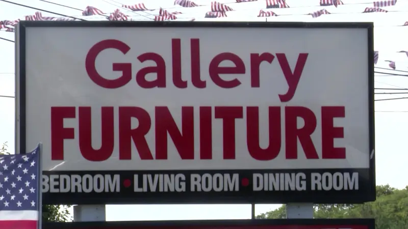 Story image: News 12 uncovers dozens of complaints against Medford furniture store filed with Suffolk County, NY state