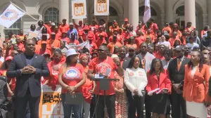Event held on City Hall steps aims to spread awareness of gun violence