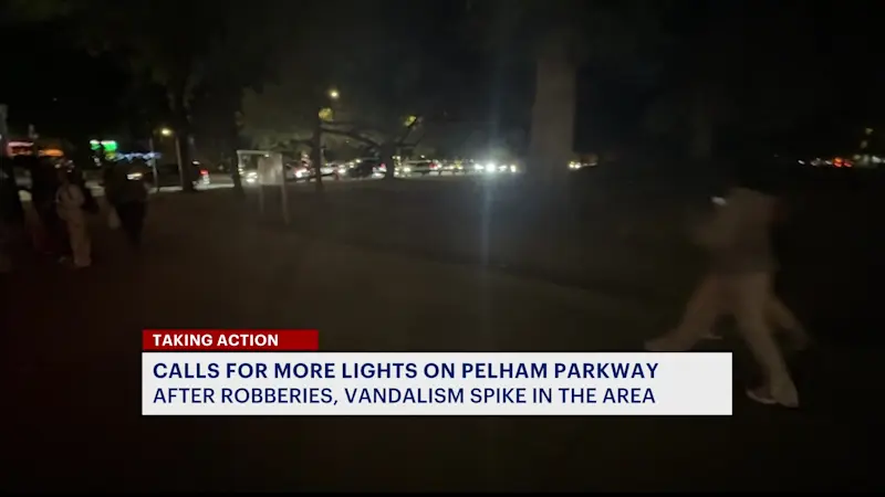 Story image: Calls grow for more lights near Bx39 Bus shelter on Pelham Parkway