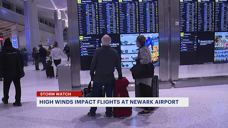 Story image: Delays at Newark Liberty International Airport cause disruptions for travelers