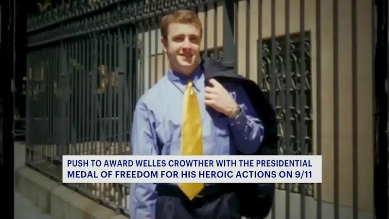 Story image: 'Man in the Red Bandana' up for Medal of Freedom and Congressional Gold Medal for his heroism on 9/11