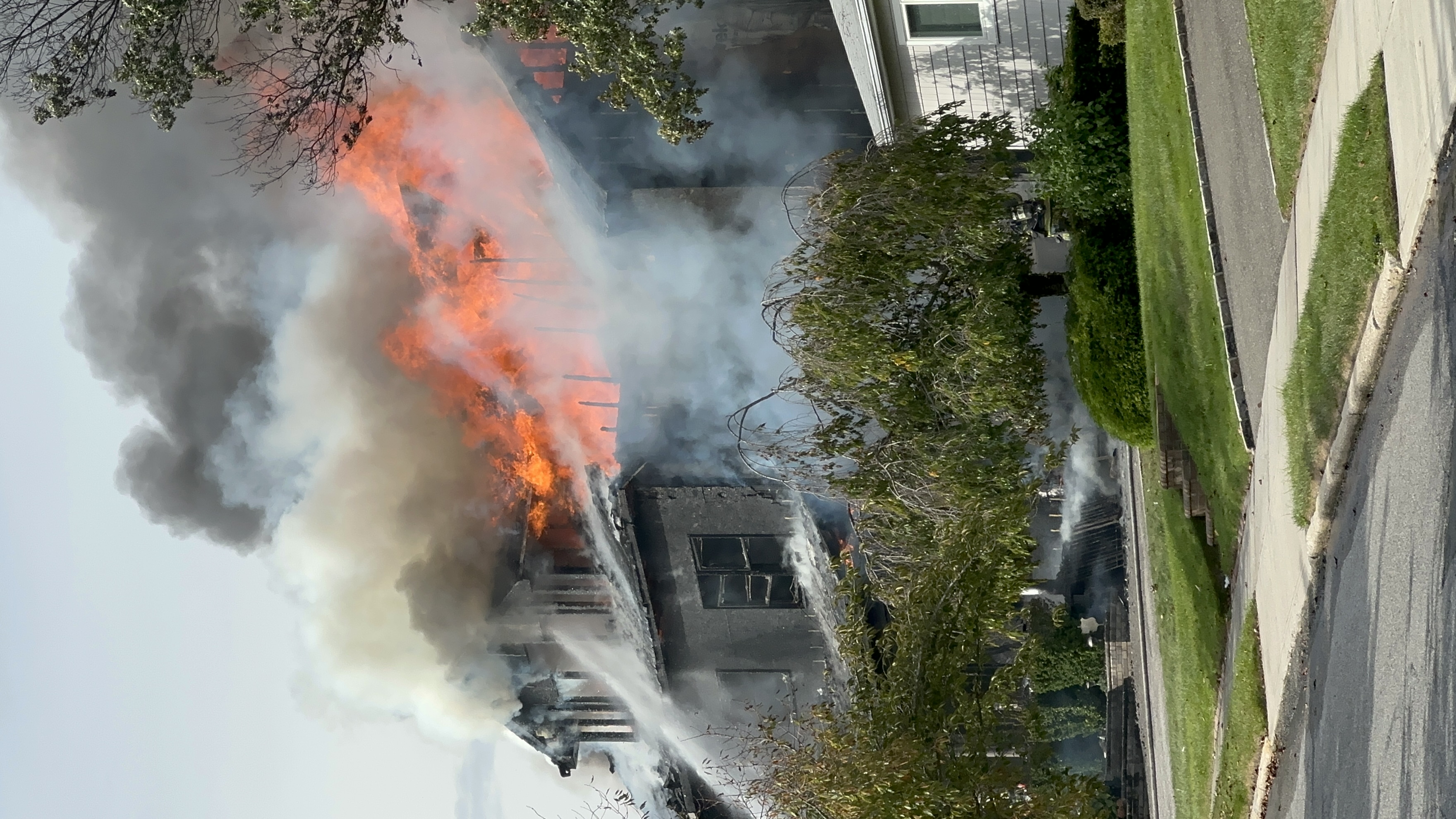 LIPlainviewHouseFire091720238147.jpeg