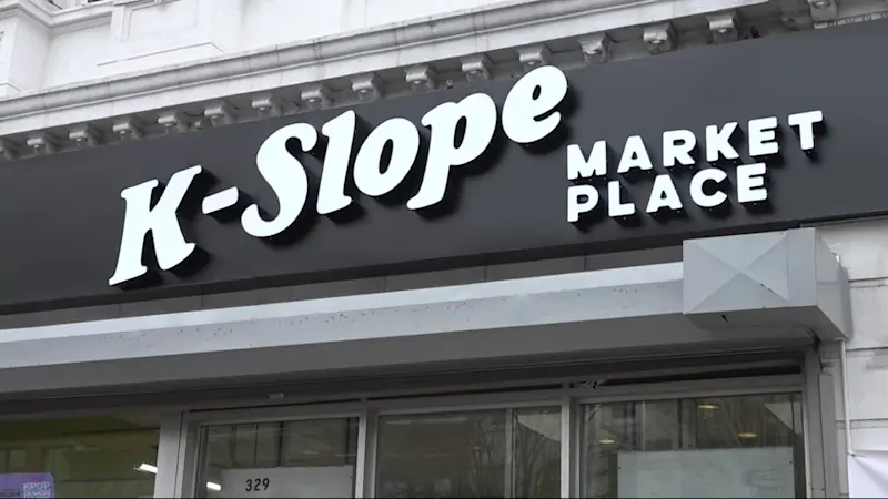 Story image: New supermarket opens in same Park Slope space where one of neighborhood's only options closed in the fall