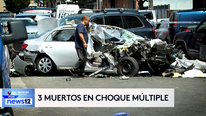 Story image: Univision 41 News Brief: 3 muertos en choque multiple