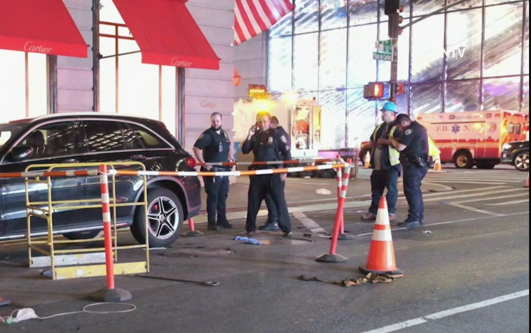 Sources: Briarcliff Manor woman dies after falling into uncovered manhole in Manhattan