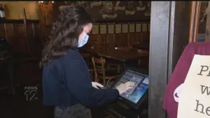 Make Ends Meet: Tarrytown restaurant uses donations to pay staff, cook food for first responders