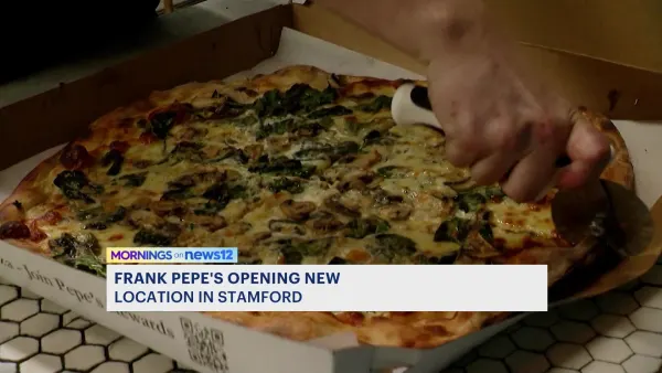 Frank Pepe's Pizza cuts ribbon on new Stamford location