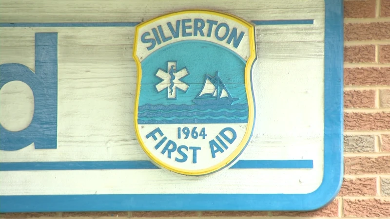 Story image: Toms River cuts Silverton EMS services, citing ‘financial irregularities’