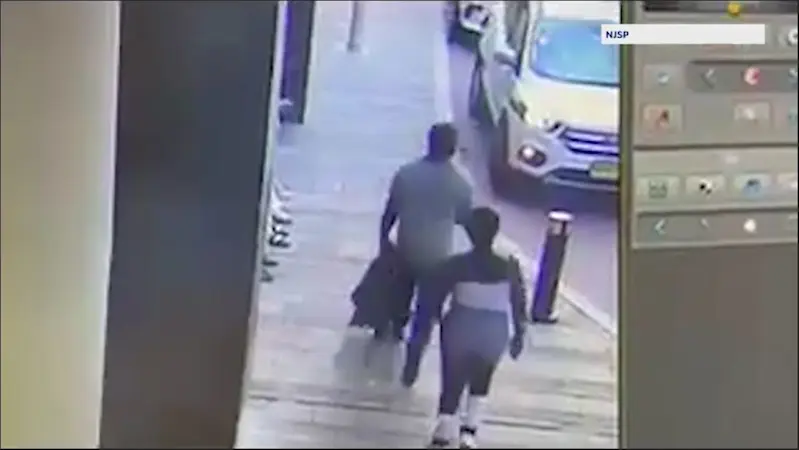 Story image: Police: Girl who went missing from Jersey City mall found safe