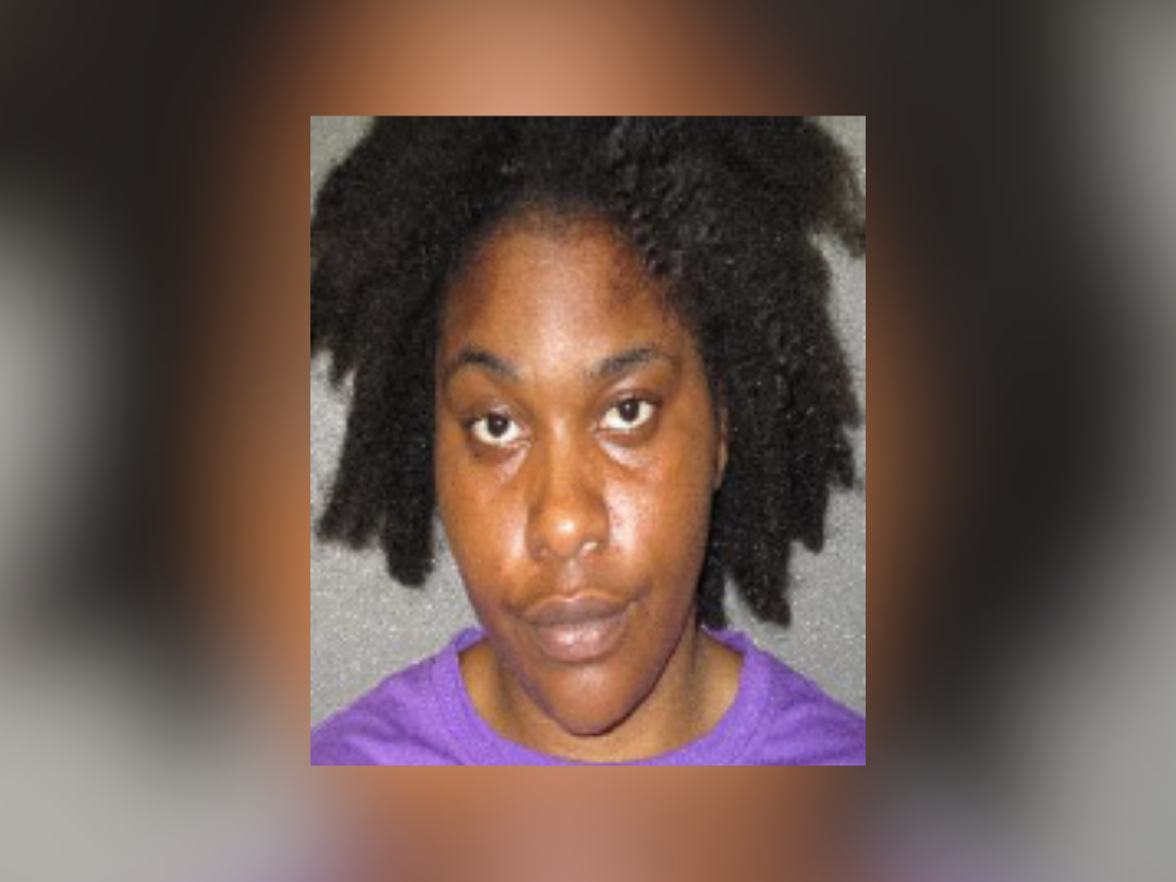 SHANTELL LYNCH MUG BLUR