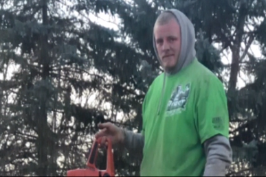 Police Mastic father of 4, younger brother of boxer Joe Smith Jr., fatally shot outside bar