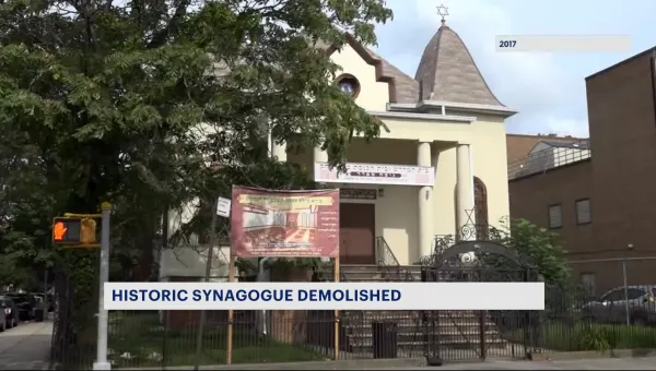 Borough Park synagogue’s surprising demolition leaves community confused
