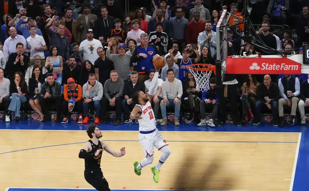 APKnicksBeatCavsNBAPlayoffsRound1Game3