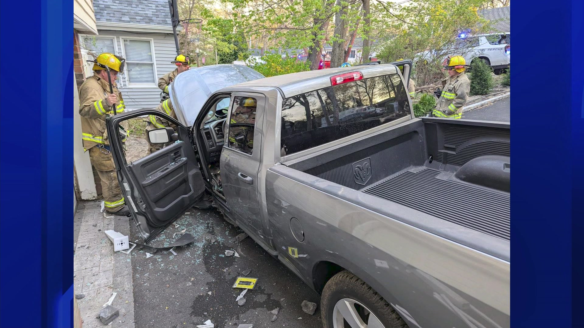 422crashintohouse_2026-04-22-12-15-47